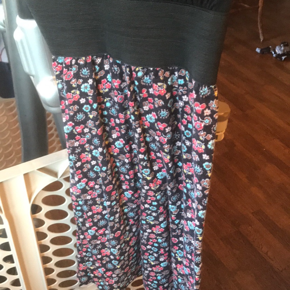 Sundress - Picture 2 of 2